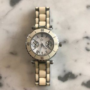 Guess Collection GC 31500 Ladies Wristwatch Metal